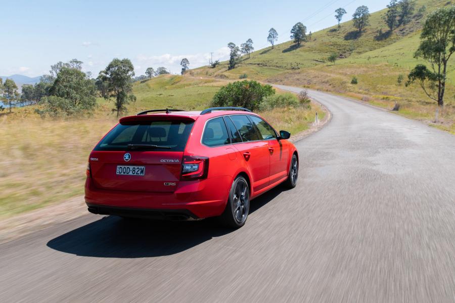  Skoda Octavia RS 245 Combi (5E) 2017 года  (AU) (фото 28 из 40)